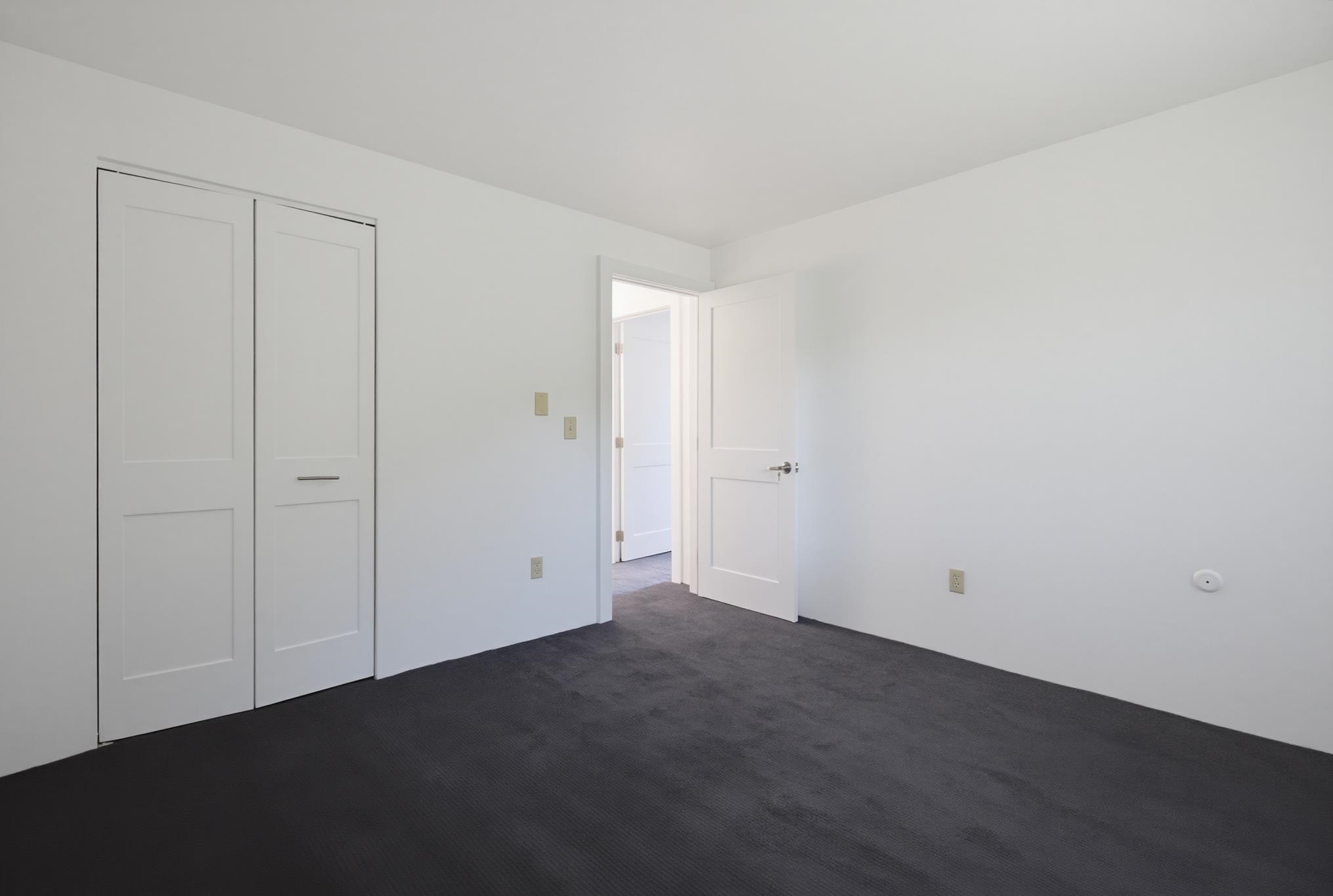 123 English Village Road, Unit 202 Manchester, NH 03102 - Photo 17 of 26