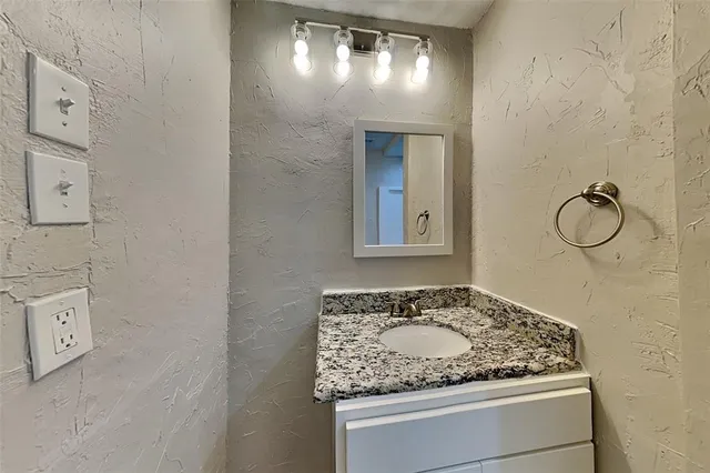 $1,845 | 104 Meadowbrook Circle, Denton, TX 76209