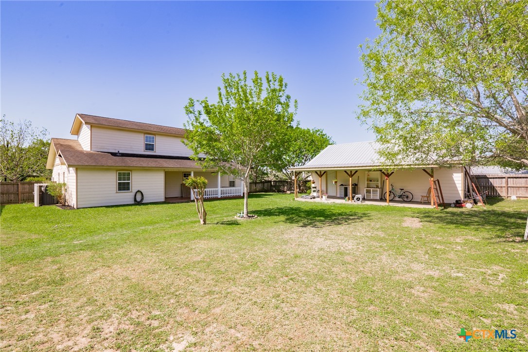 344 West High Street Goliad, TX 77963 - Photo 30 of 37