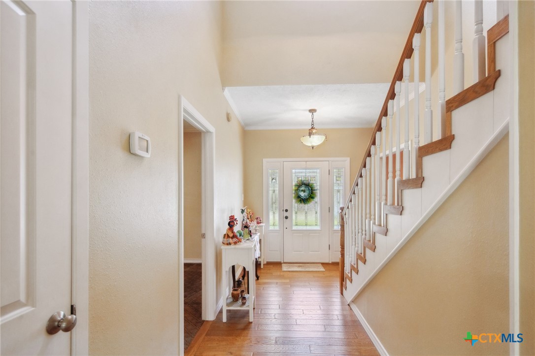 344 West High Street Goliad, TX 77963 - Photo 4 of 37