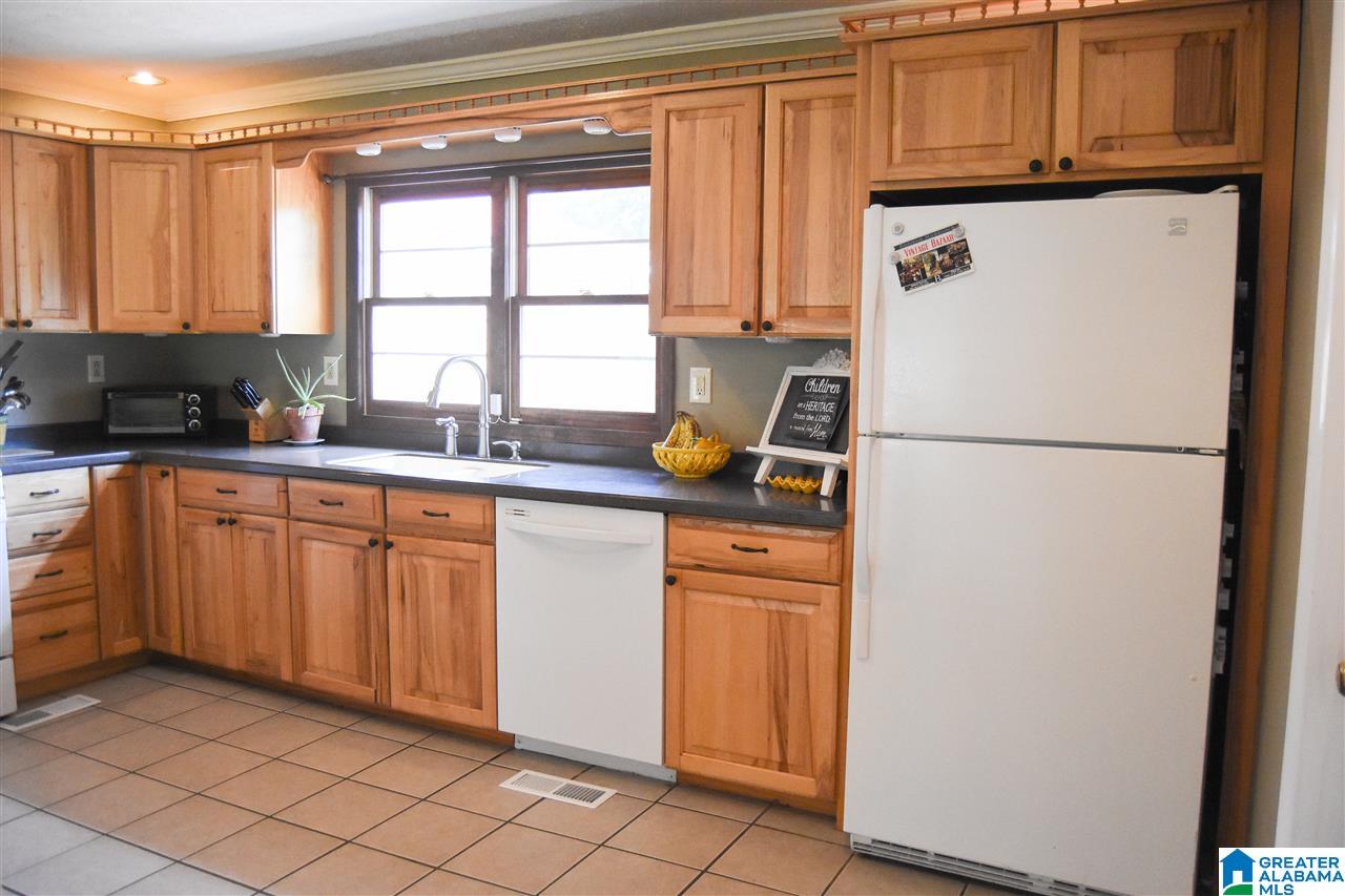 589 Buckelew Bridge Road Anniston, AL 36207 - Photo 9 of 38