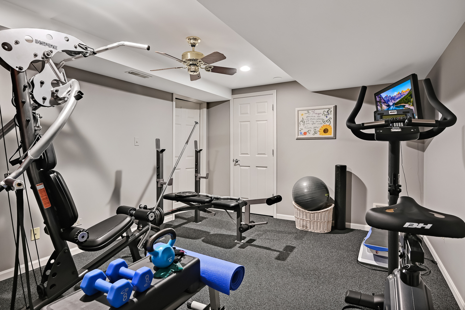 2 Hampton Court Burr Ridge, IL 60527 - Photo 32 of 38 a room with gym equipment