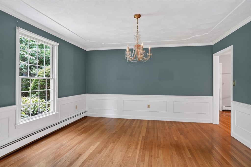 17 Maplewood Road Medfield, MA 02052 - Photo 15 of 41