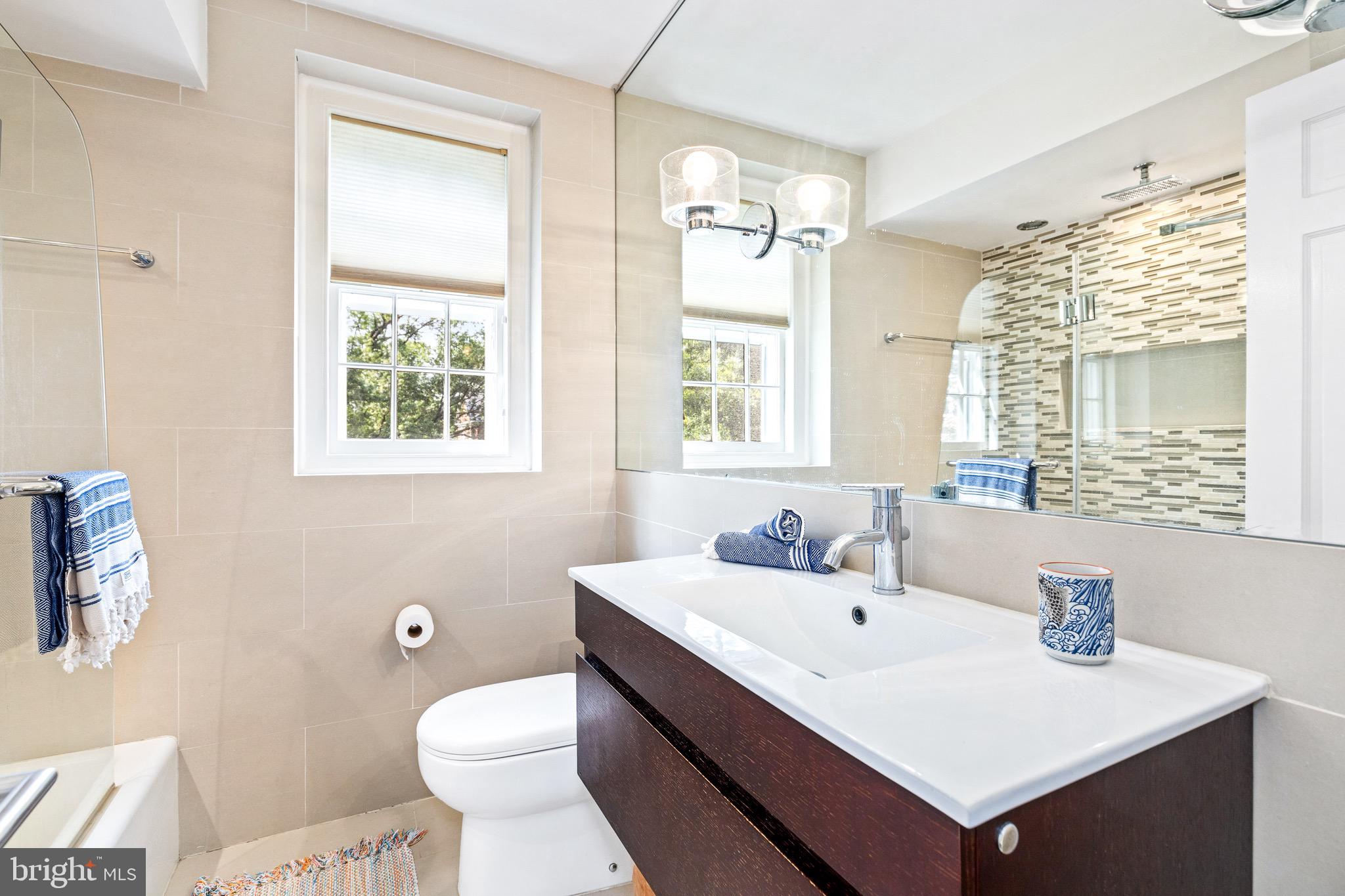 3470 39th Street Northwest, Unit F678 Washington, DC 20016 - Photo 12 of 27