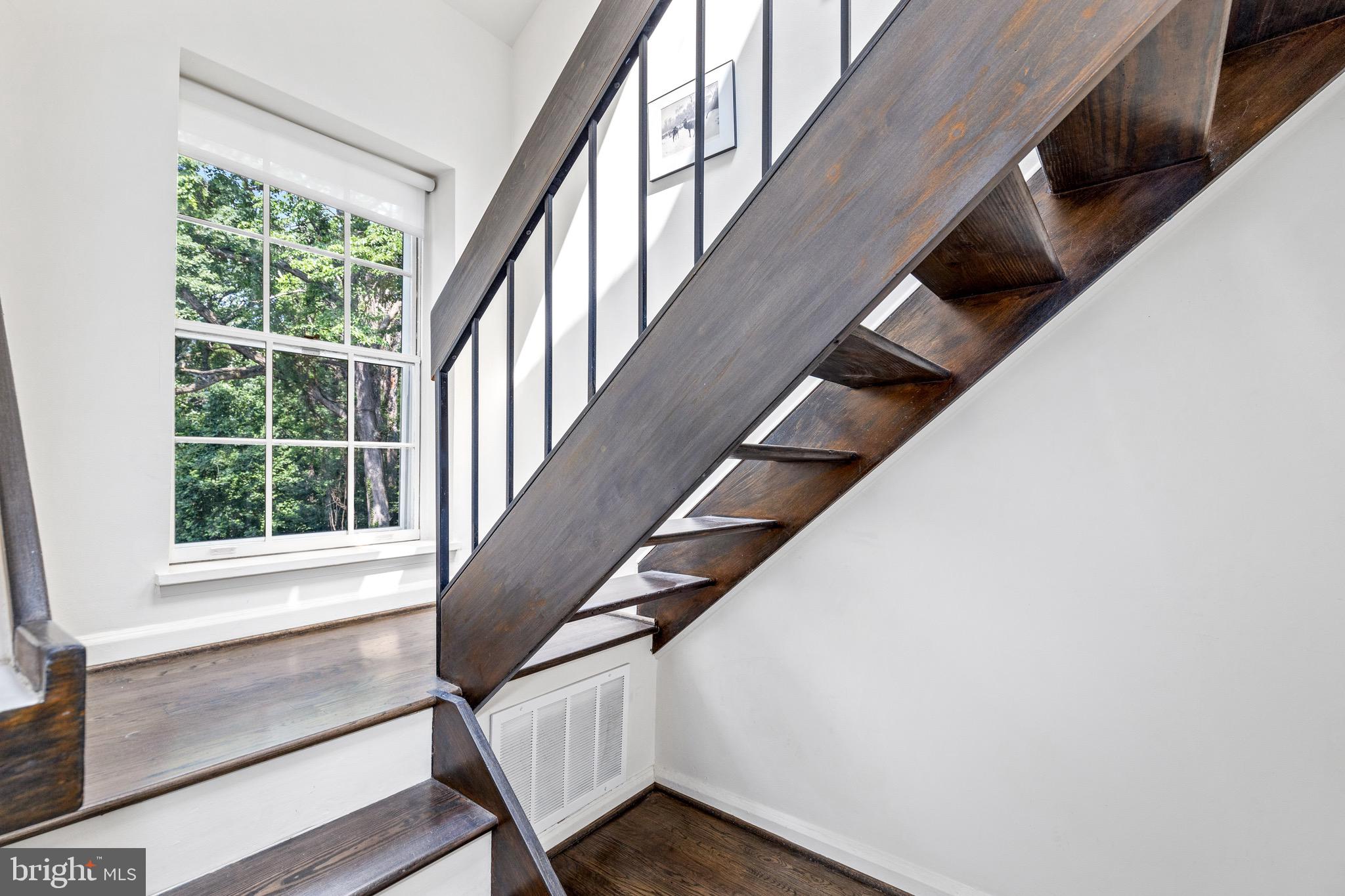 3470 39th Street Northwest, Unit F678 Washington, DC 20016 - Photo 14 of 27