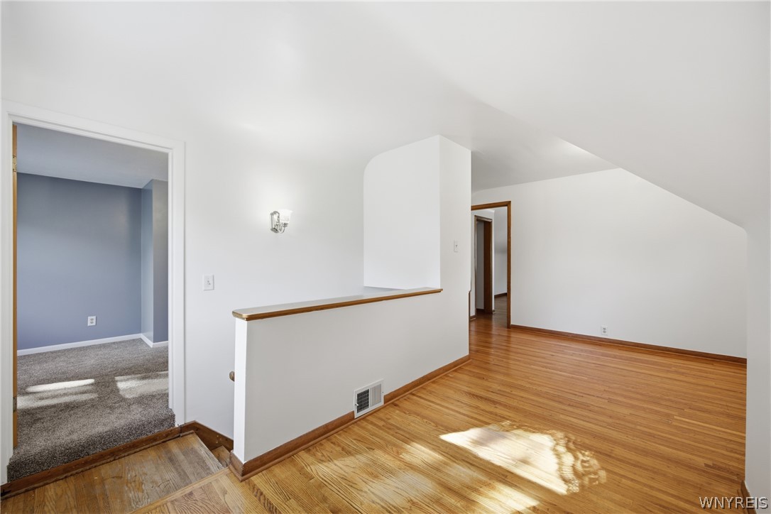 3385 Dickens Road Hamburg, NY 14219 - Photo 24 of 48