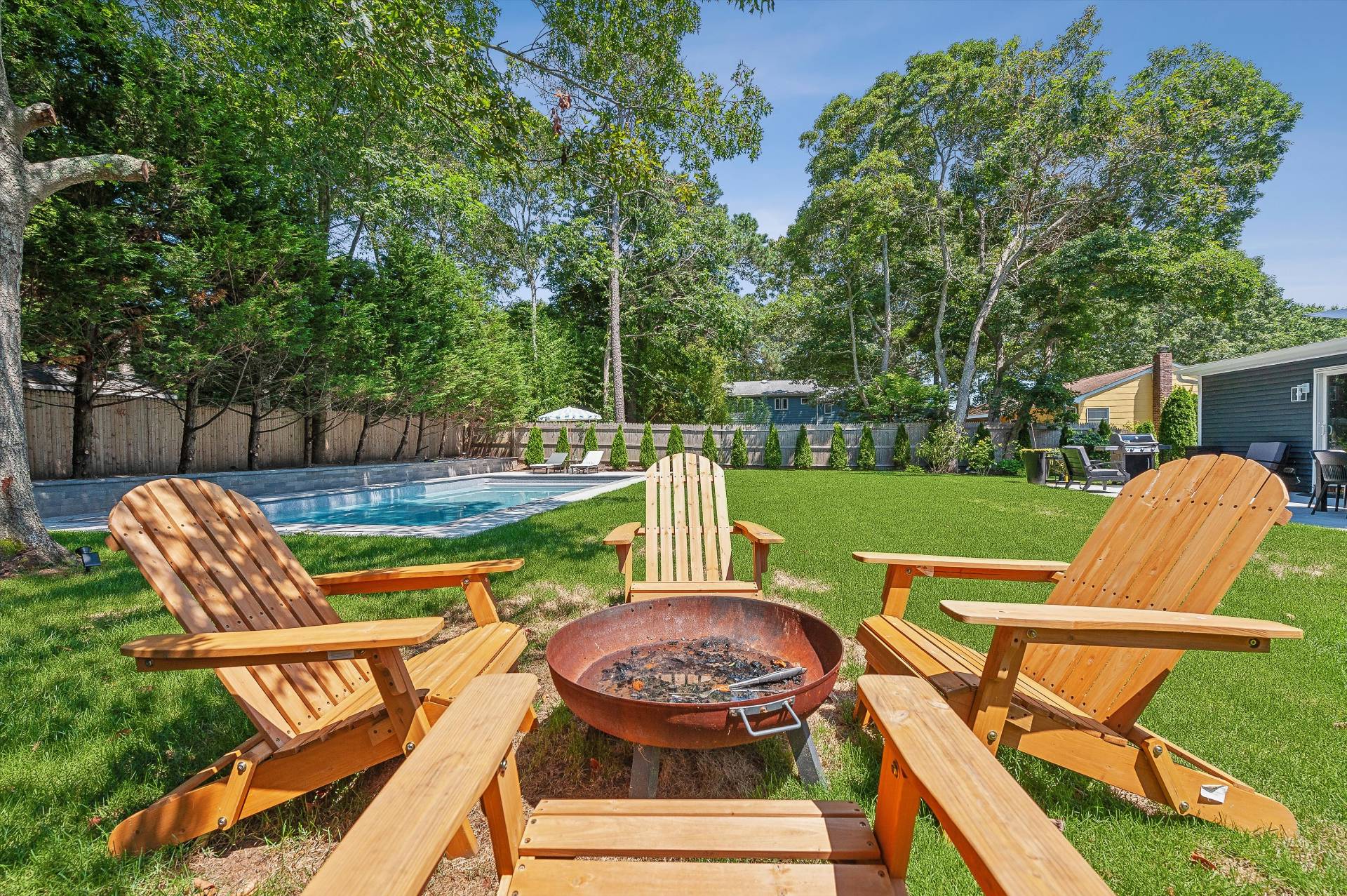 28 Argonne Road West Hampton Bays, NY 11946 - Photo 23 of 25 Gallery Image 23
