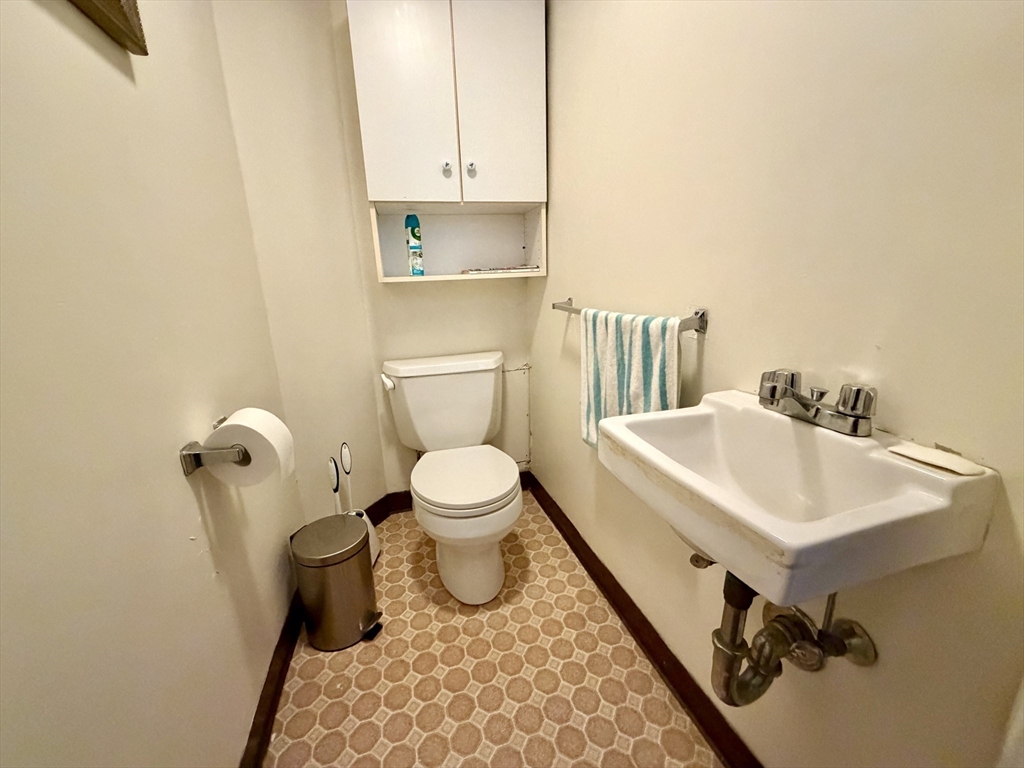 17 Clinton Street Newton, MA 02458 - Photo 12 of 23