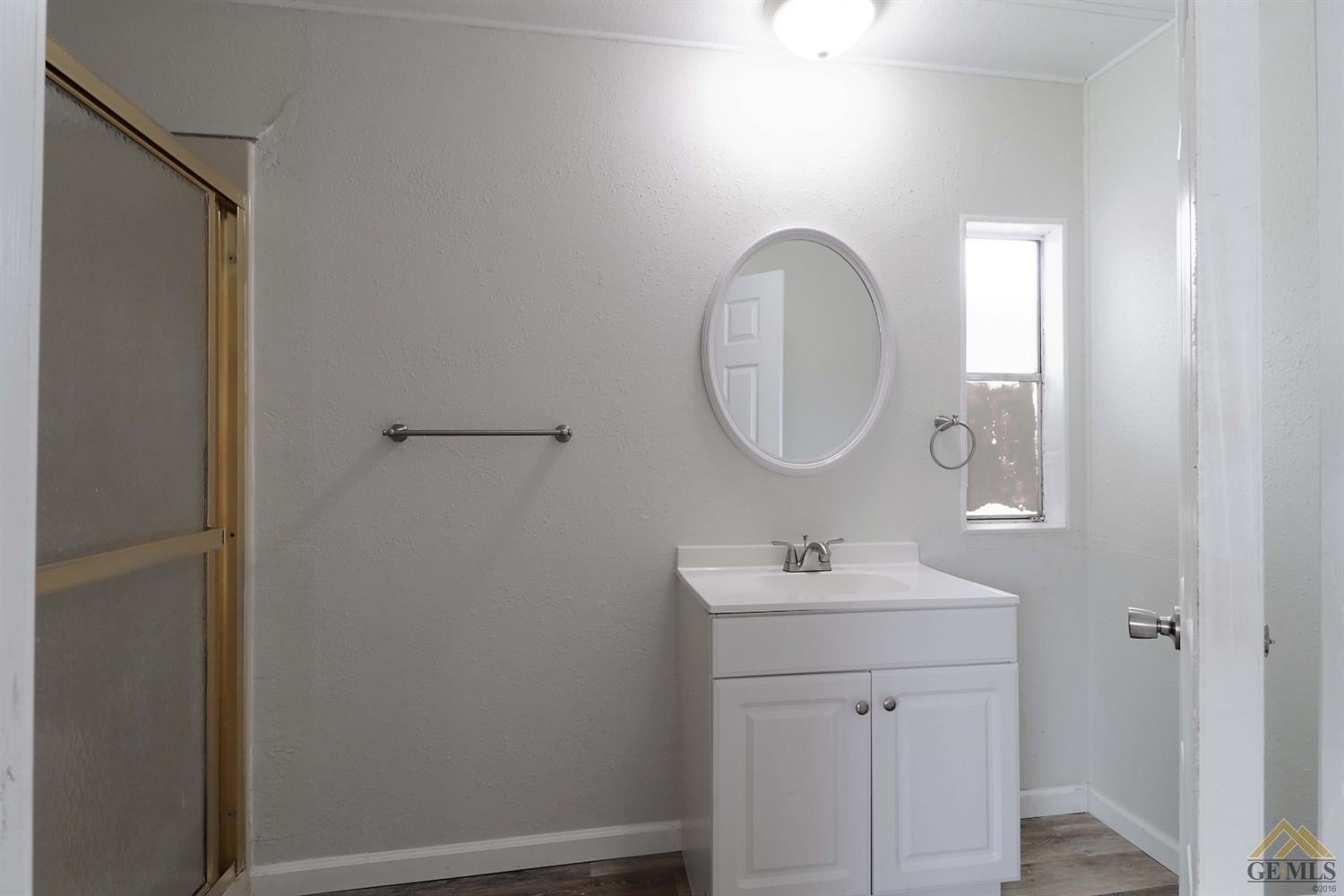 601 Pacheco Road, Unit 33 Bakersfield, CA 93307 - Photo 14 of 29