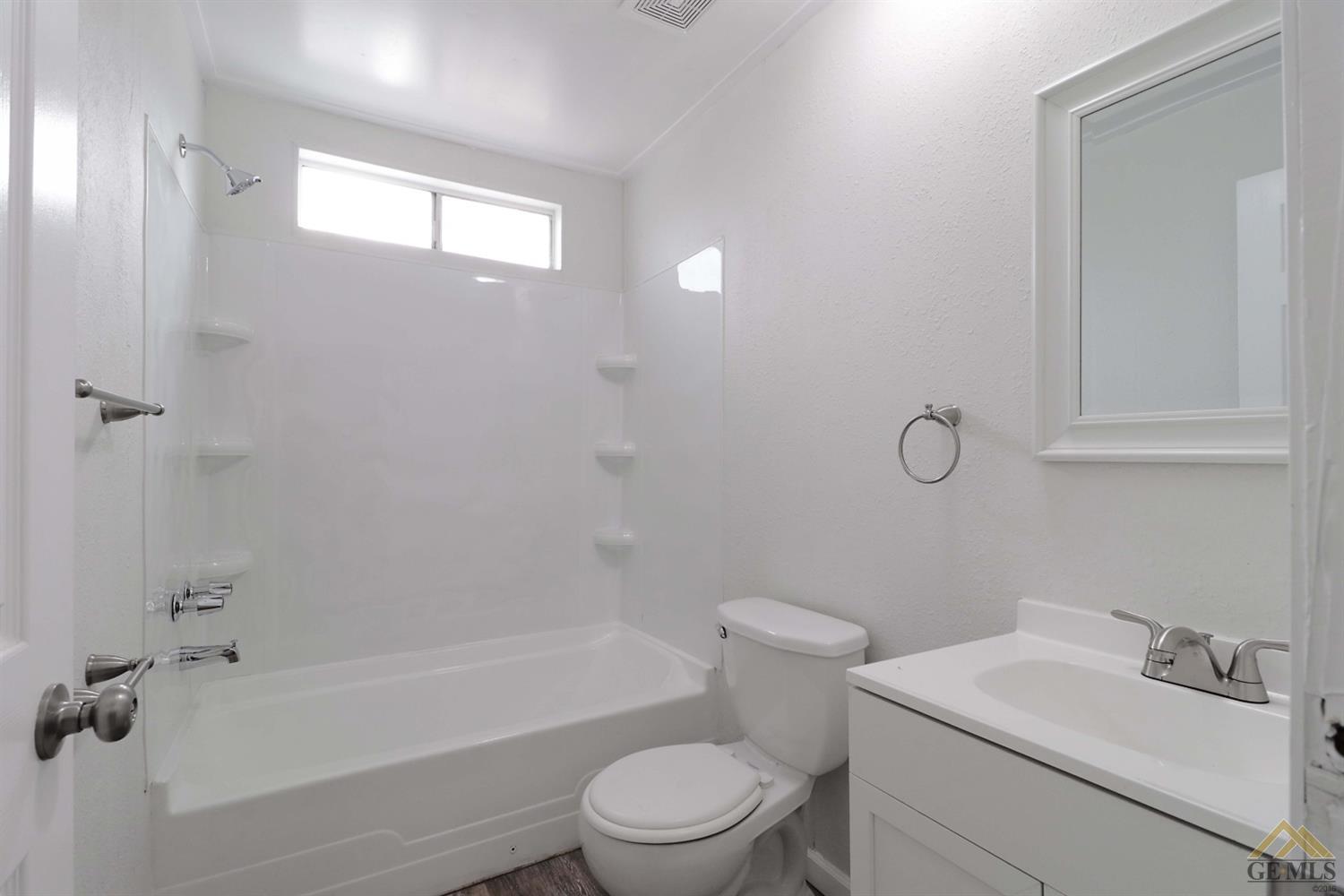 601 Pacheco Road, Unit 33 Bakersfield, CA 93307 - Photo 20 of 29