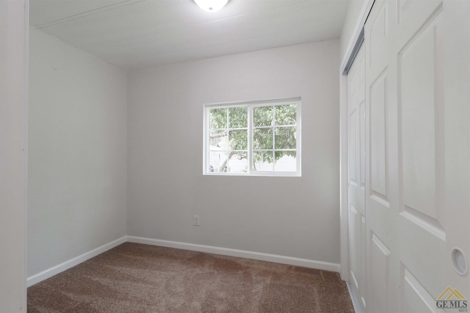 601 Pacheco Road, Unit 33 Bakersfield, CA 93307 - Photo 6 of 29