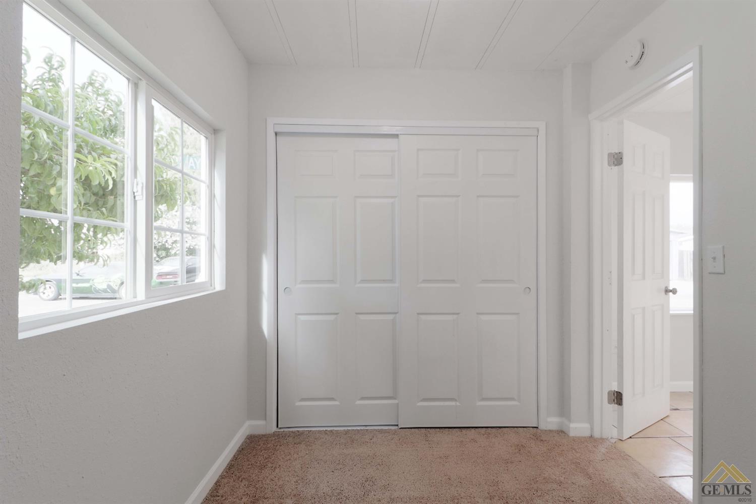 601 Pacheco Road, Unit 33 Bakersfield, CA 93307 - Photo 7 of 29