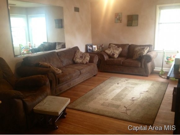 1800 North 22nd Street Springfield, IL 62702 - Photo 3 of 13 Gallery Image 3