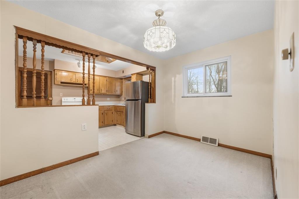 726 Rodney Street Crescent, PA 15046 - Photo 13 of 32