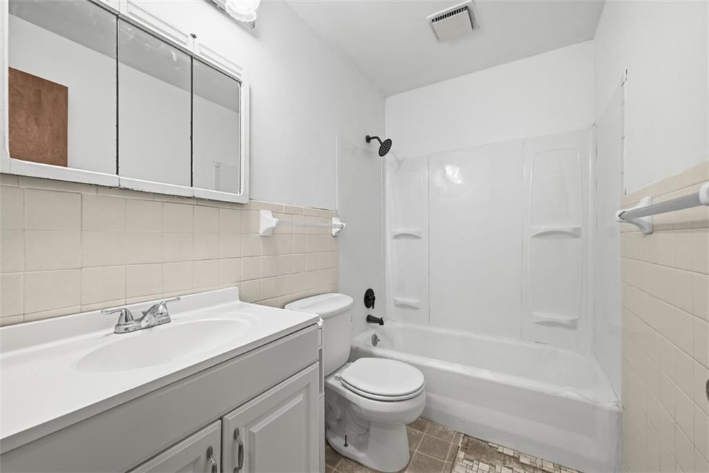 726 Rodney Street Crescent, PA 15046 - Photo 14 of 32