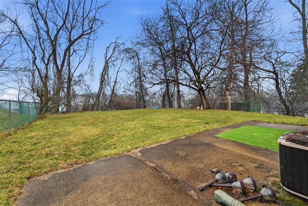 726 Rodney Street Crescent, PA 15046 - Photo 24 of 32