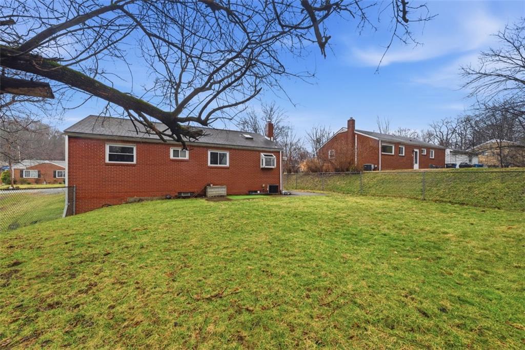 726 Rodney Street Crescent, PA 15046 - Photo 26 of 32