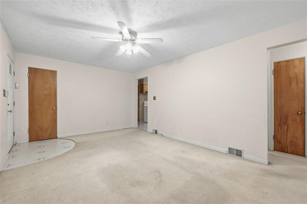 726 Rodney Street Crescent, PA 15046 - Photo 7 of 32