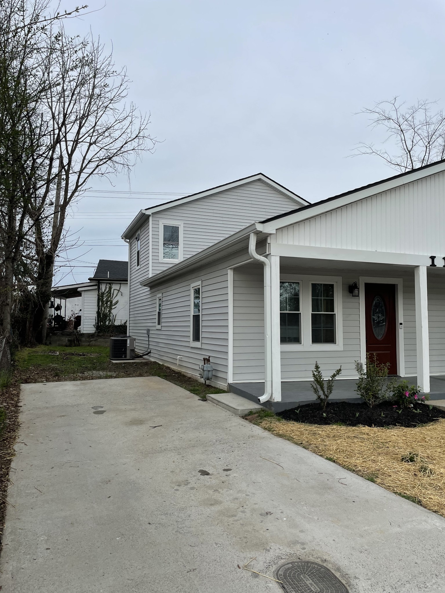 1161 Main Street Clarksville, TN 37040 - Photo 17 of 26 a front view of a house