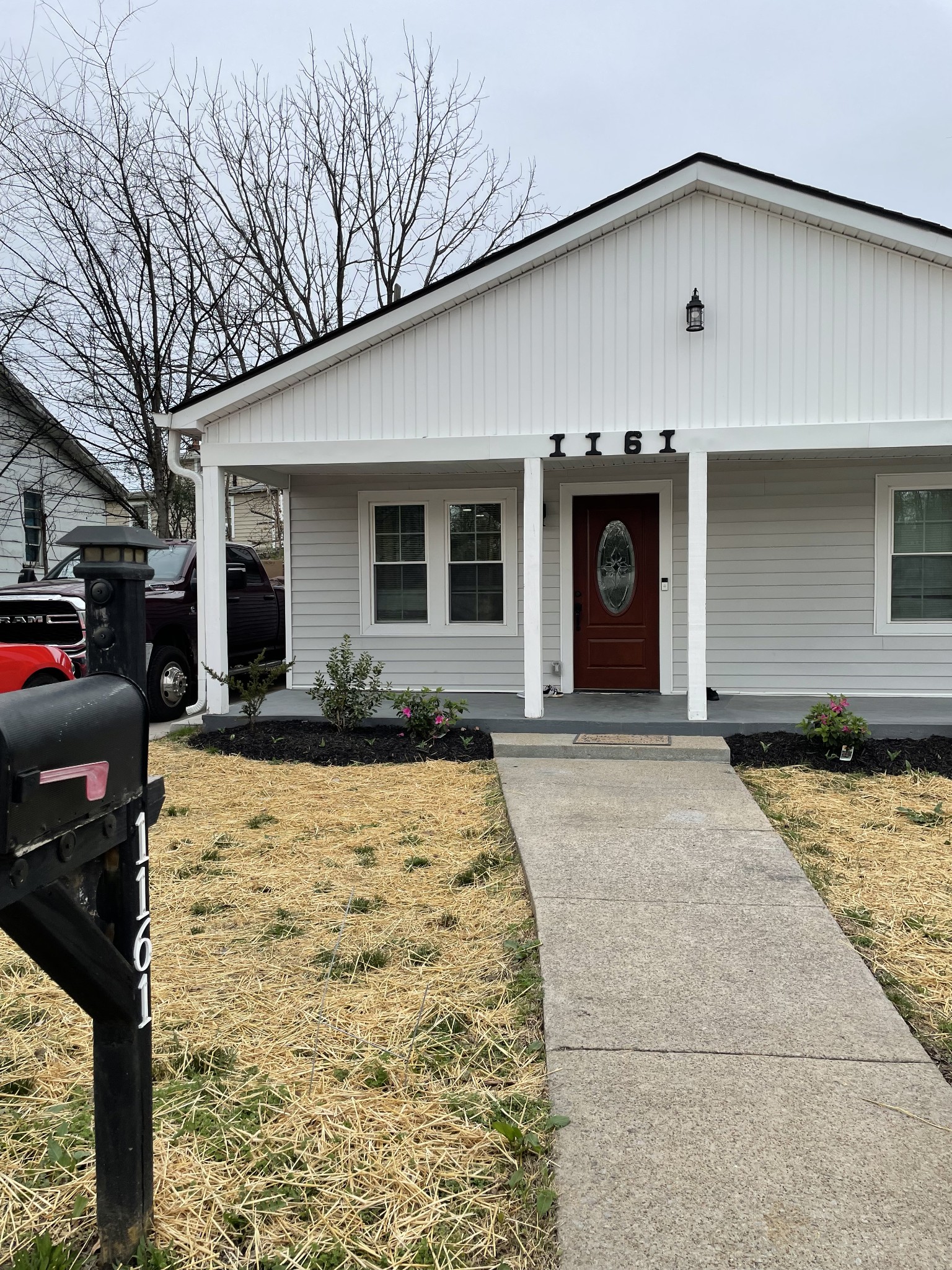 1161 Main Street Clarksville, TN 37040 - Photo 2 of 26 a front view of a house with a yard