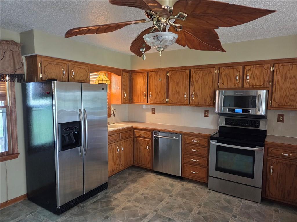 1404 Southwest 100th Road Holden, MO 64040 - Photo 5 of 18