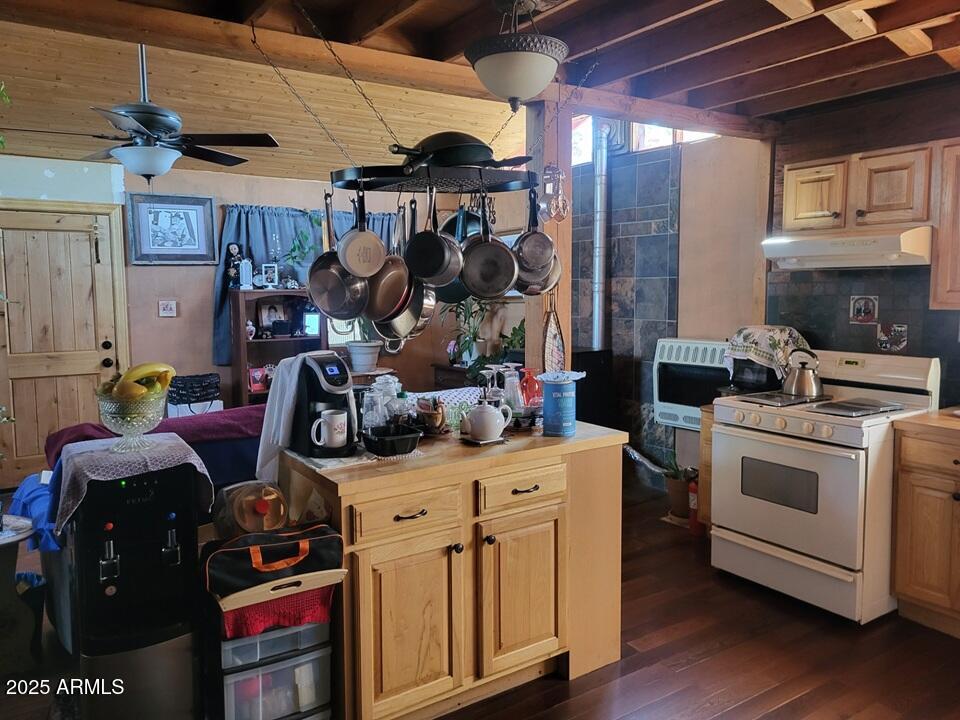 21750 North Ranch Road Williams, AZ 86046 - Photo 9 of 30