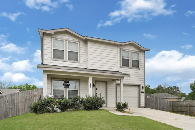 $269,999 | 11 Becca Court, Brookshire, TX 77423