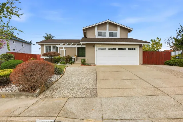 $1,599,900 | 18737 West Cavendish Drive, Castro Valley, CA 94552