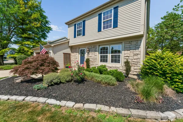 $487,900 | 3724 Pleasantbrook Drive, Hilliard, OH 43026