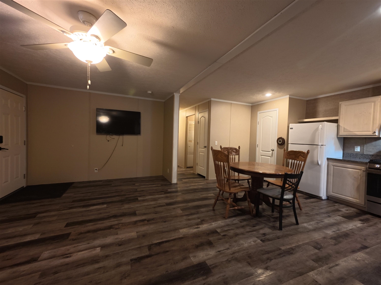460 Seaman Road Wellston, MI 49689 - Photo 12 of 47