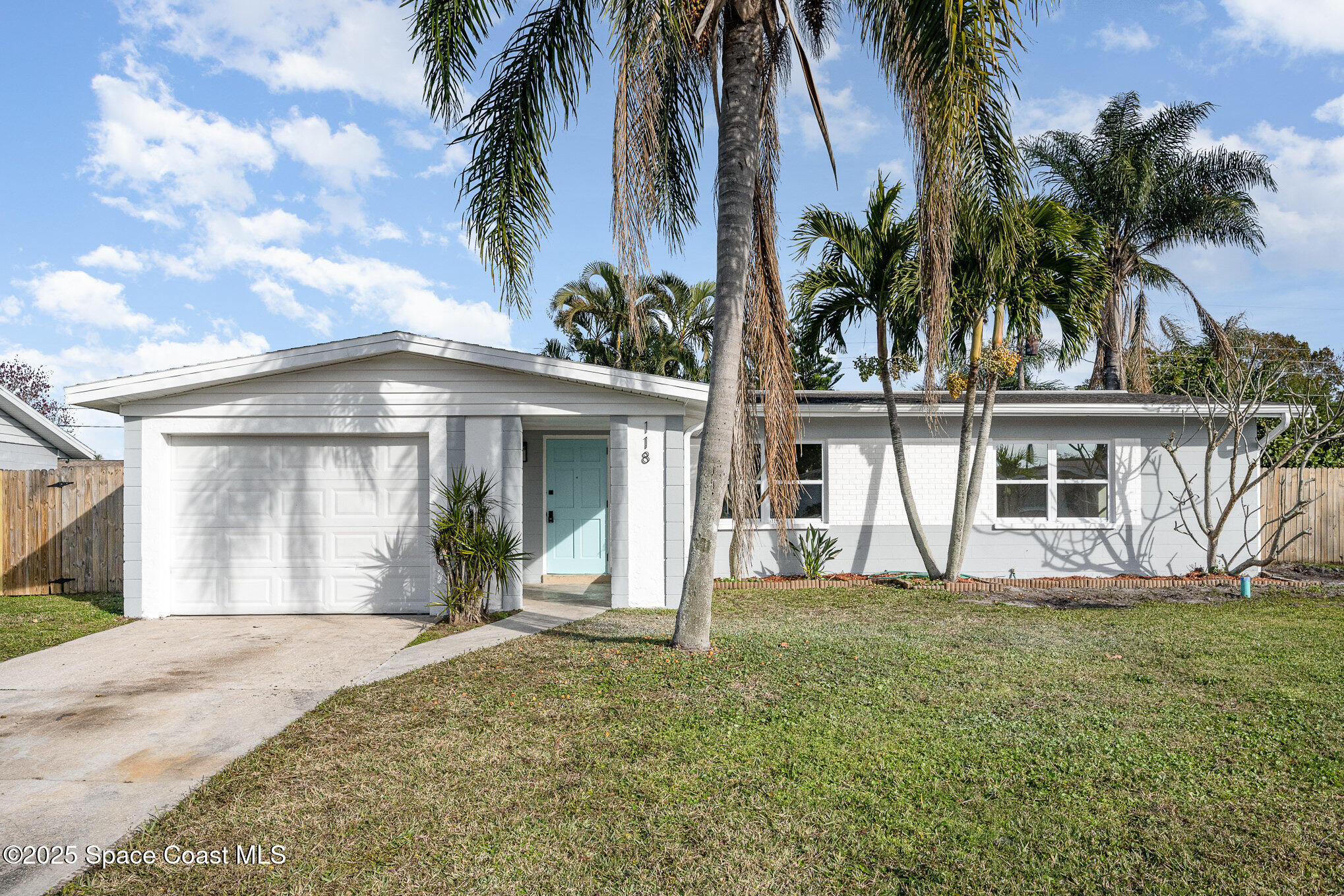 118 1st Street Merritt Island, FL 32953 - Photo 3 of 23 003_file_132
