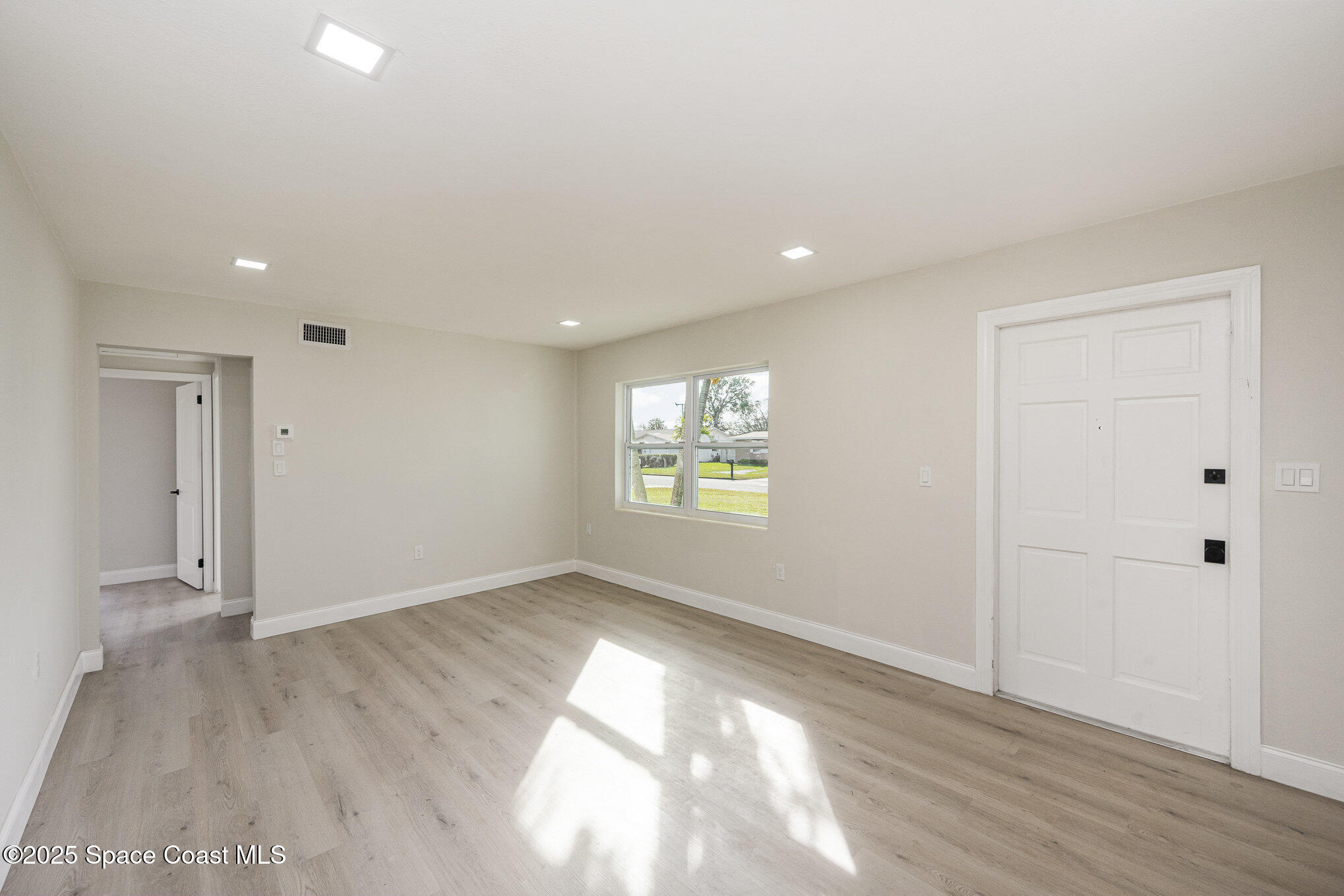 118 1st Street Merritt Island, FL 32953 - Photo 6 of 23 006_dsc_0620-edit_375