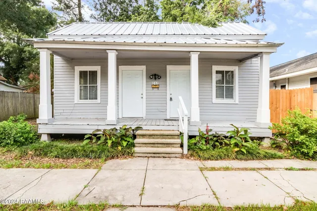 $1,250,000 | 305 Thelma Drive, Lafayette, LA 70506