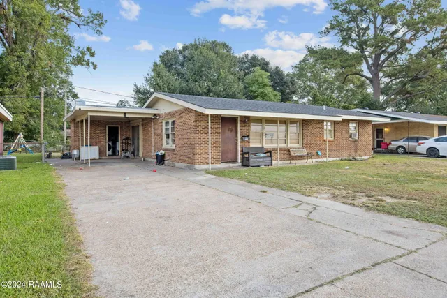 $1,250,000 | 305 Thelma Drive, Lafayette, LA 70506