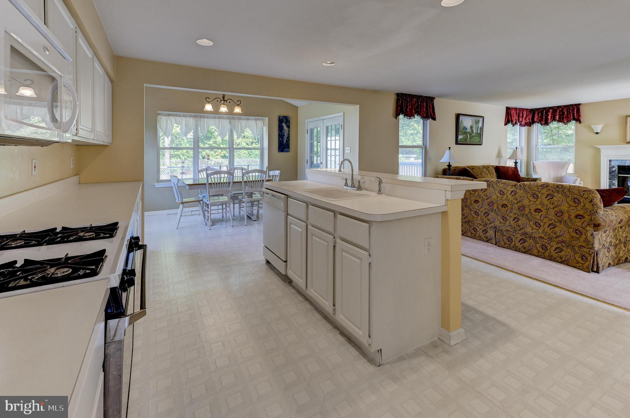 128 Rabbit Run Road Sewell, NJ 08080 - Photo 11 of 27 Gallery Image 11