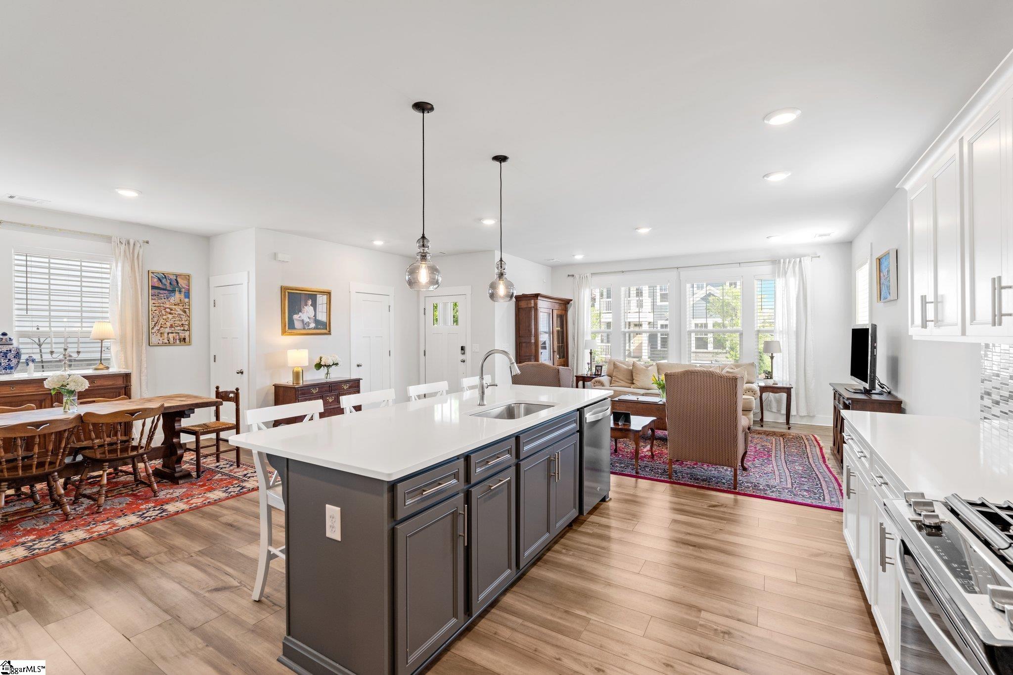 28 Elmsley Road Greenville, SC 29607 - Photo 8 of 32