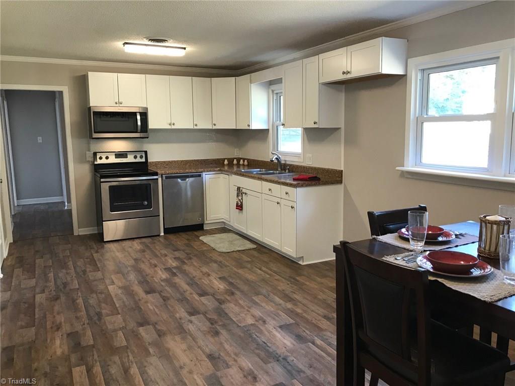718 Foxfire Road Asheboro, NC 27205 - Photo 3 of 22 Gallery Image 3