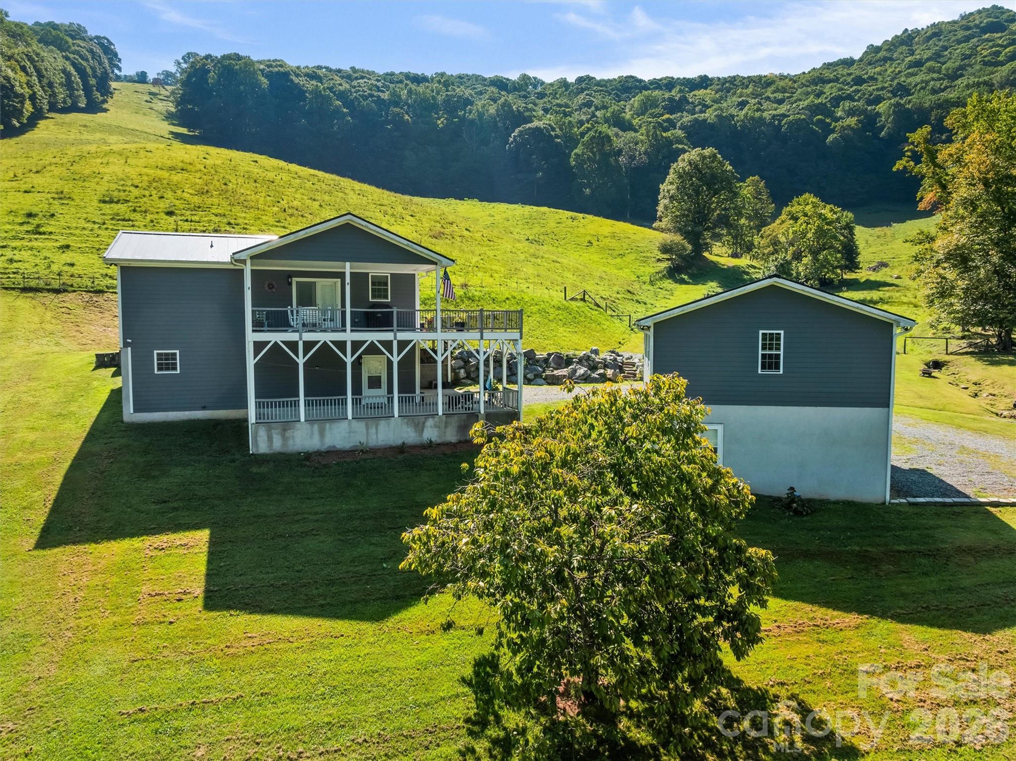 2345 Sugar Camp Road Marshall, NC 28753 - Photo 7 of 42 Gallery Image 7