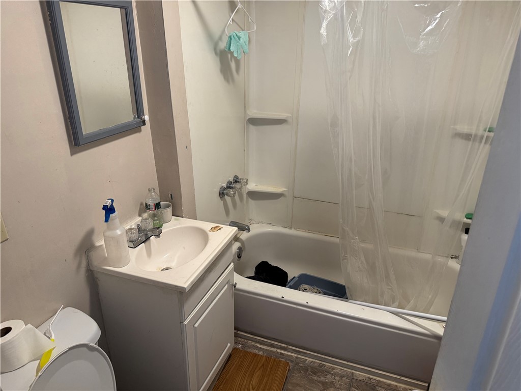 Third floor bath