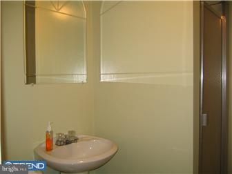 3328 Fairdale Road Philadelphia, PA 19154 - Photo 12 of 12 Bathroom