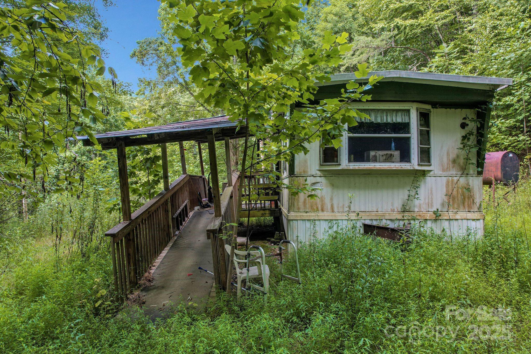 1616 Meadow Fork Road Hot Springs, NC 28743 - Photo 9 of 15 Gallery Image 9