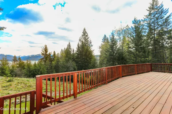 $915,000 | 6101 Bottle Bay Road, Sagle, ID 83860