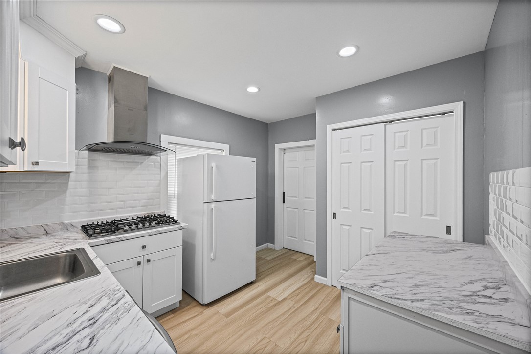 325 1st Street Rochester, NY 14605 - Photo 9 of 25