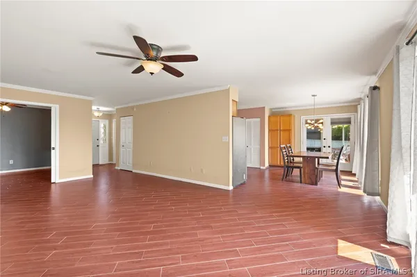 $365,000 | 3510 Utica Pike, Jeffersonville, IN 47130