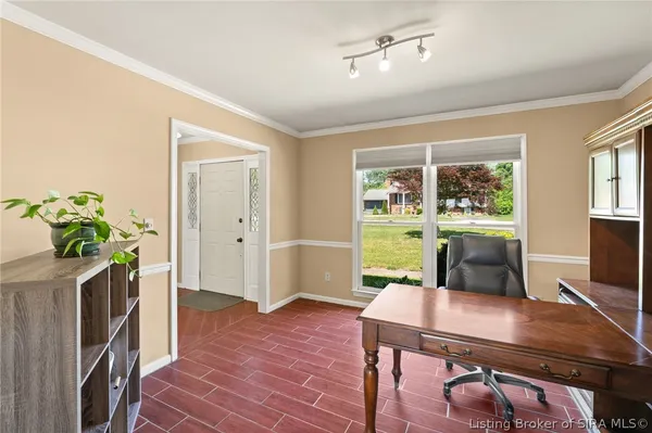 $365,000 | 3510 Utica Pike, Jeffersonville, IN 47130
