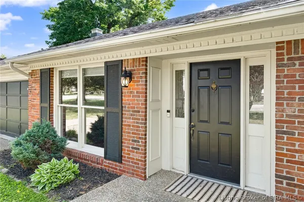 $365,000 | 3510 Utica Pike, Jeffersonville, IN 47130