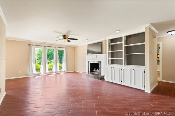 $365,000 | 3510 Utica Pike, Jeffersonville, IN 47130