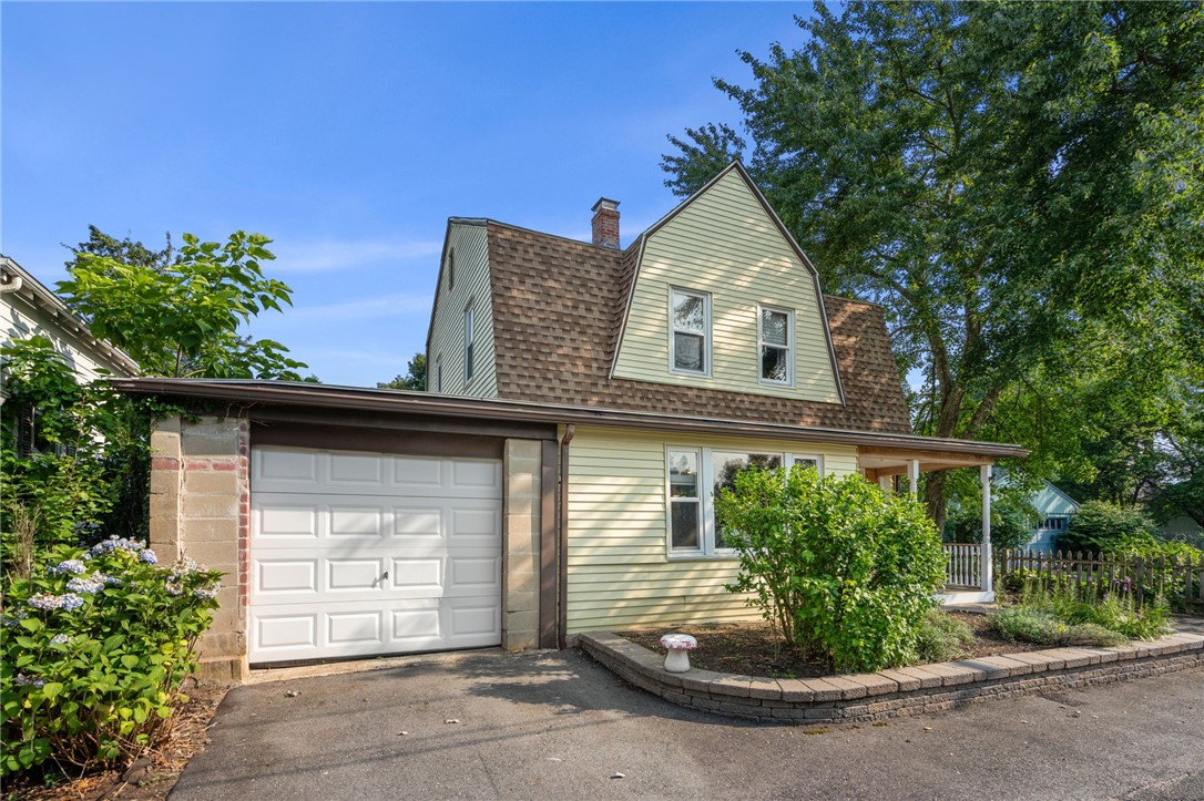 16 Allard Street Warwick, RI 02889 - Photo 6 of 41