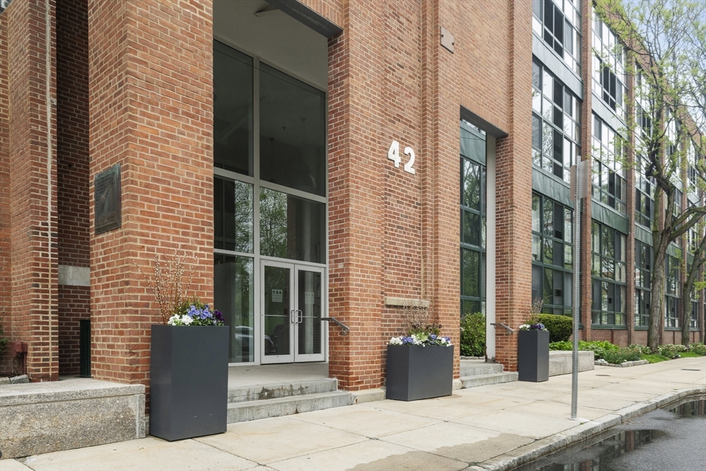 42 8th Street, Unit 5304 Boston, MA 02129 - Photo 18 of 19