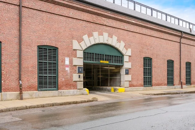 $560,000 | 42 8th Street, Unit 5304, Boston, MA 02129